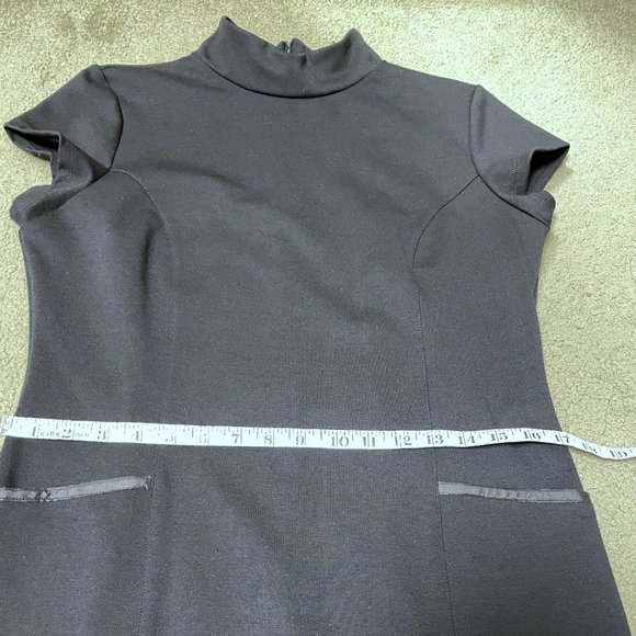 Liz Claiborne Petite High-Neck Cap-Sleeve Black Dress - Picture 10 of 14